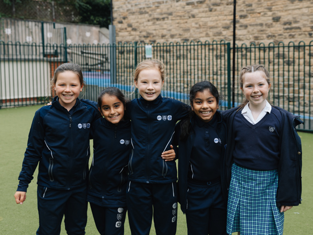 Sheffield Girls Junior Infants Lr 181